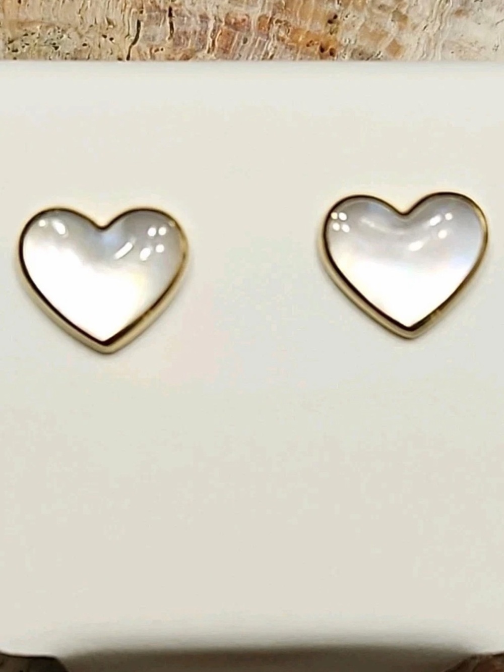 Kabana 14K Yellow Gold White Mother Of Pearl Inlay Heart Stud Earrings